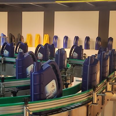 comprare 1-5L Linea di riempimento di verniciatura 1000-5000BPH 1000ml-5000ml online manufacture