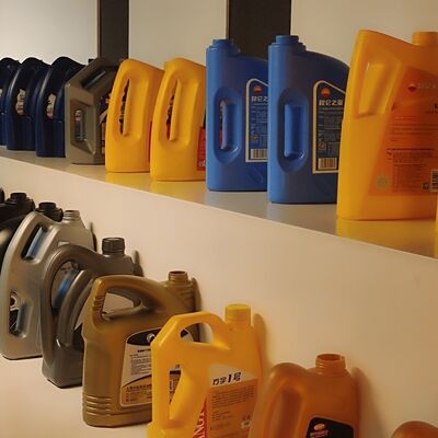 comprare Fabbrica più venduta 1-5L Lubrificante linea di riempimento di controllo completamente automatico online manufacture