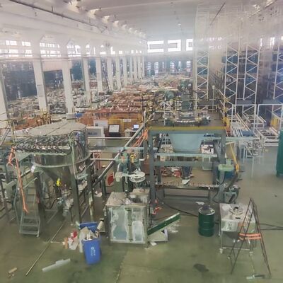 comprare CE SC WP Linea di imballaggio completamente automatica di pesticidi per bottiglie agro-chimiche 100ml-1L fabbricazione online