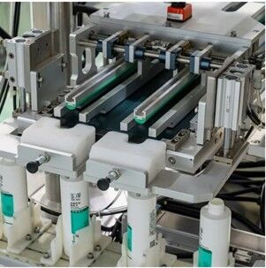 Acquistare 100-1000 ml Automatica Intelligente Alta Velocità Linea giornaliera di riempimento e tappo chimici fabbricazione online