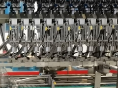 Macchina di riempimento ad alta precisione per bevande, oli commestibili, alimenti e detersivi